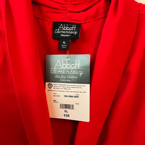 Women’s Tie Front Sleeveless Blouse Red - Picture 4 of 6